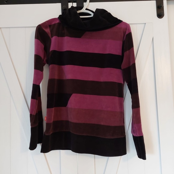 Levi’s sweater and dress - Picture 4 of 4